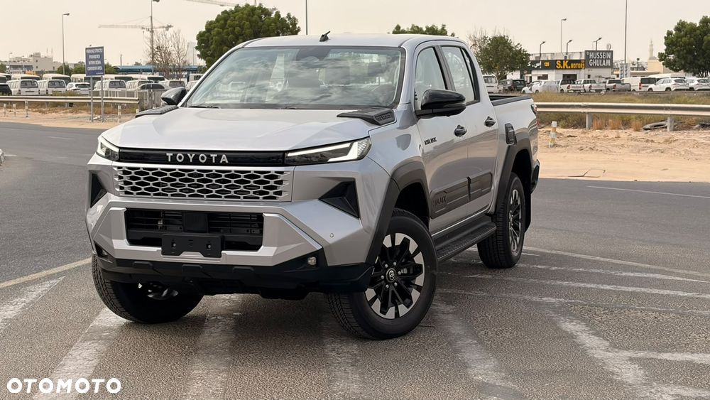 Toyota Hilux 2.8 D-4D Double Cab GR Sport II 4x4 - 24