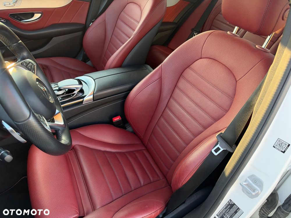 Mercedes-Benz Klasa C 300 7G-TRONIC - 10
