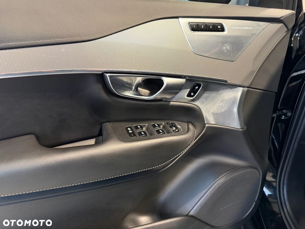 Volvo XC 90 T8 AWD Plug-In Hybrid R-Design 7os - 15