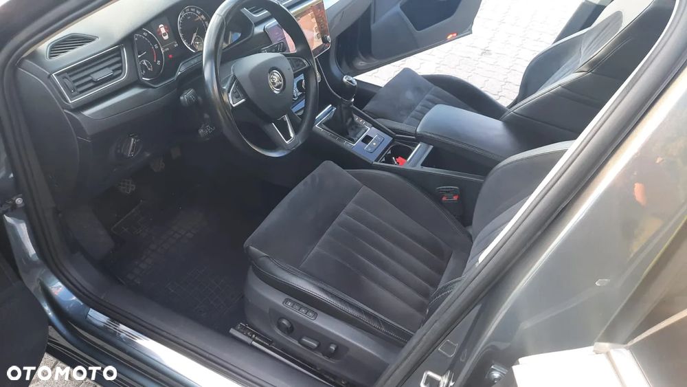 Skoda Superb 2.0 TDI Style - 13