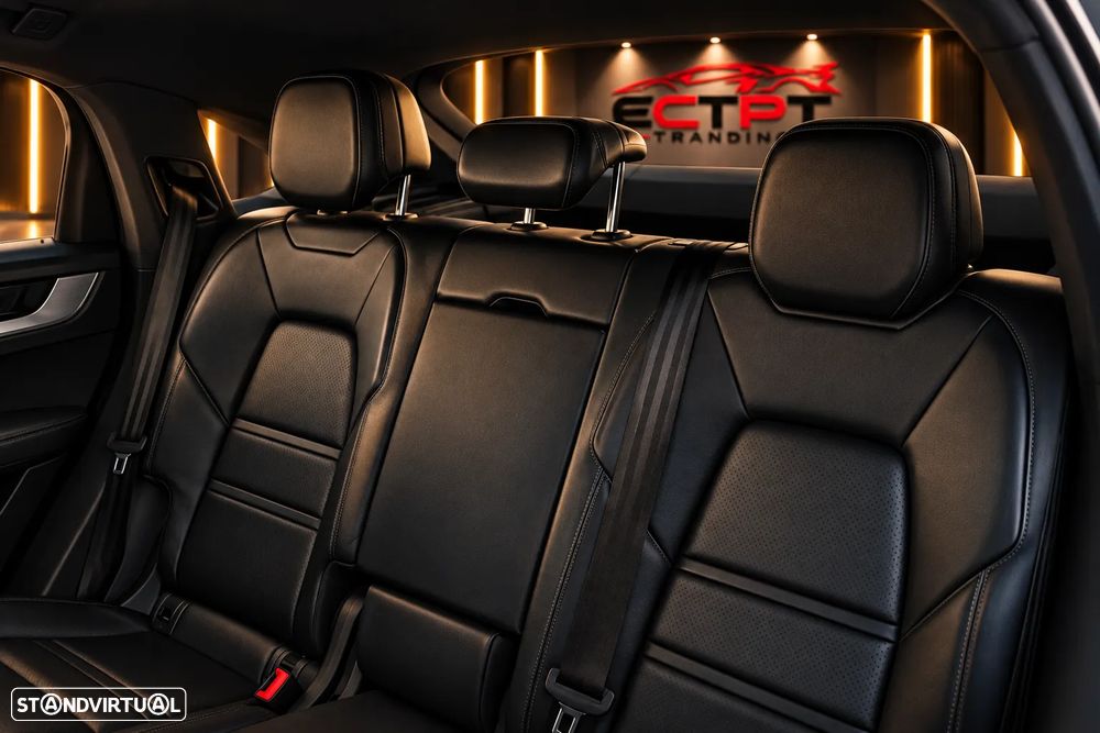 Porsche Cayenne - 10