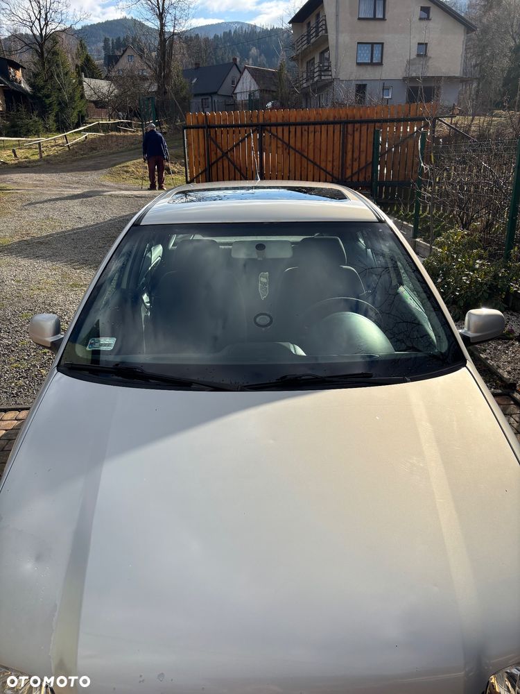 Volkswagen Polo 1.4 Basis - 3