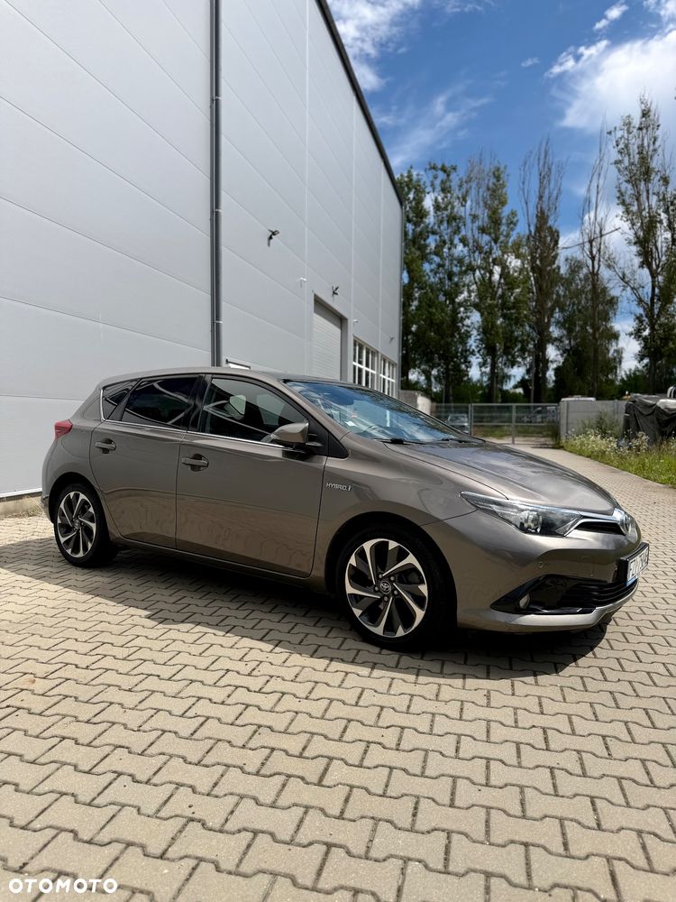 Toyota Auris 1.8 HSD Sol - 3