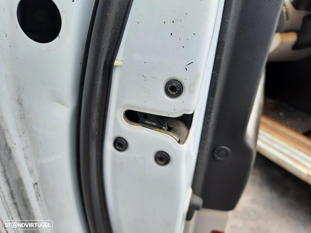 FECHADURA PORTA FRONTAL ESQUERDA KIA CEED SW 2008 - 1