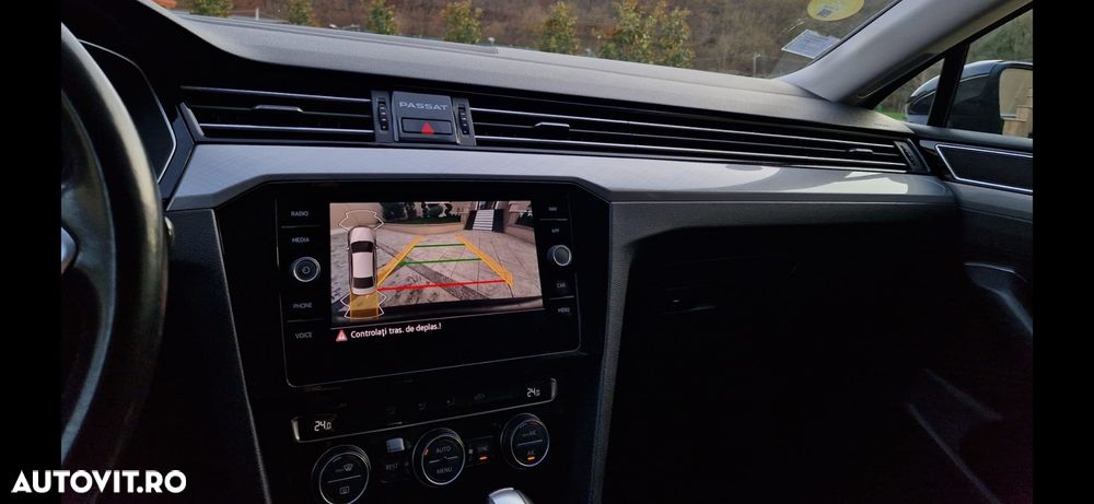 Volkswagen Passat - 17