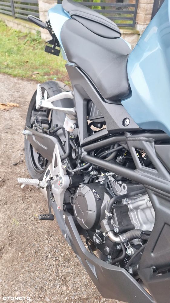 Honda CB - 17