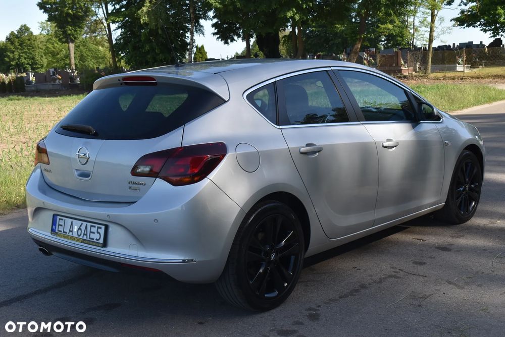 Opel Astra - 14