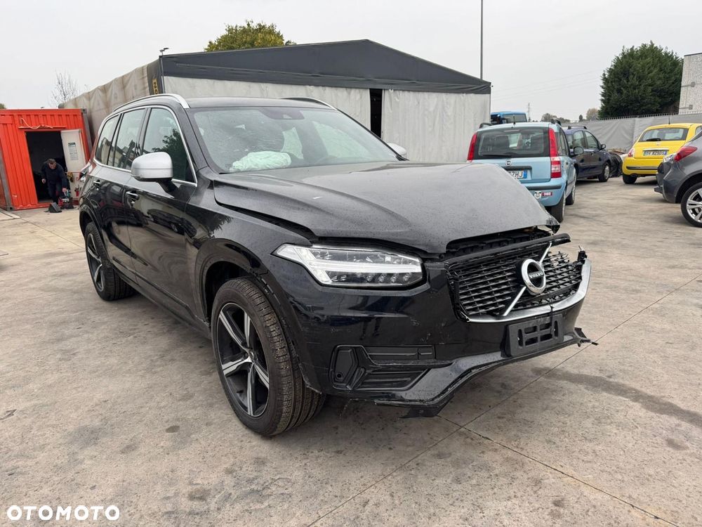 Volvo XC 90 D5 SCR AWD R-Design 7os - 2