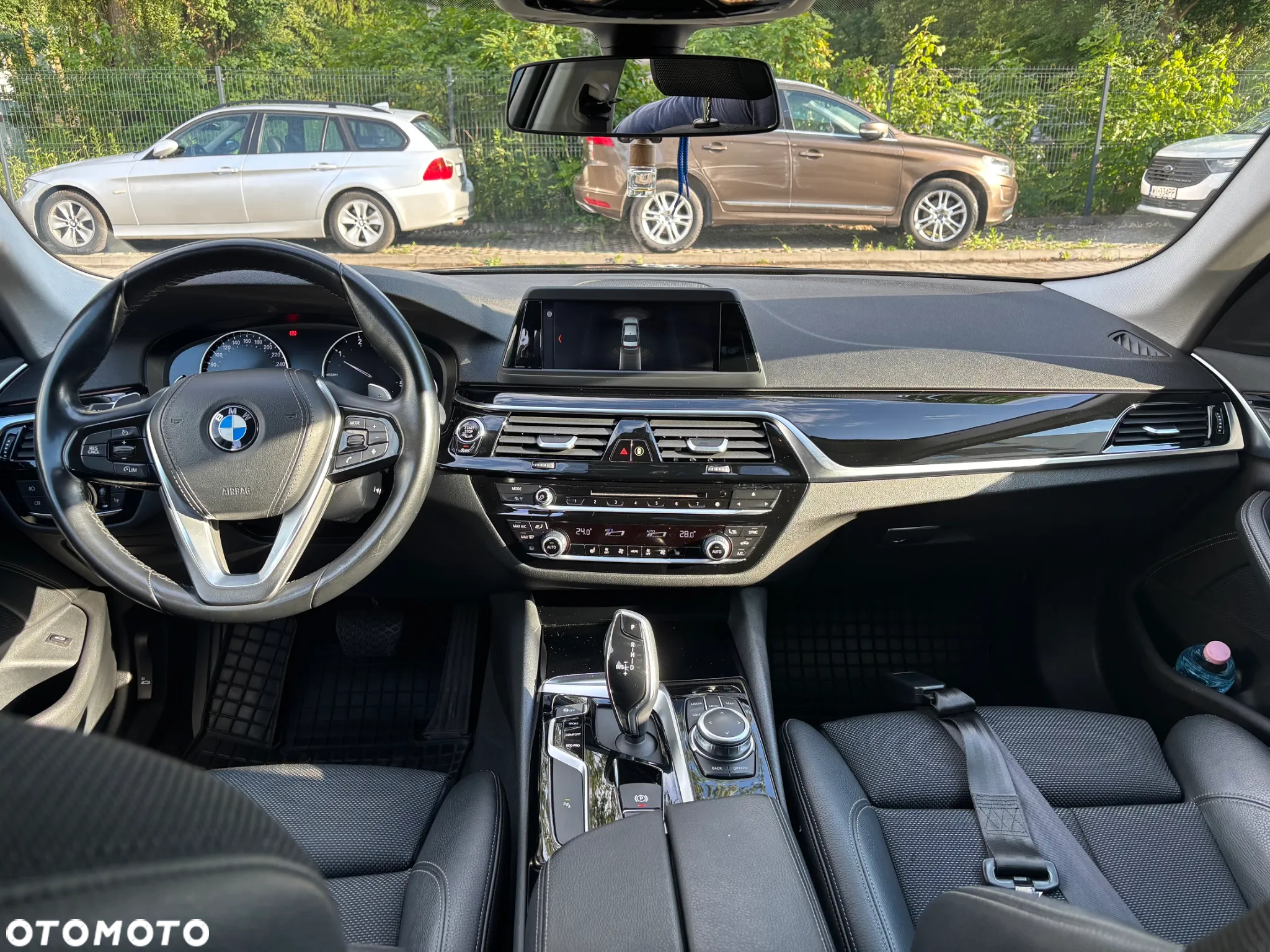 BMW Seria 5 518d Sport Line - 11