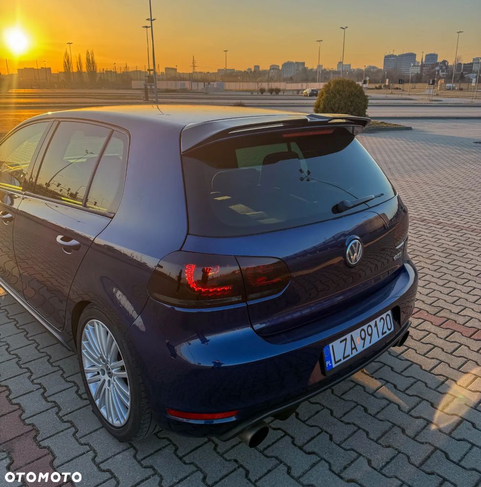 Volkswagen Golf 2.0 GTI - 22