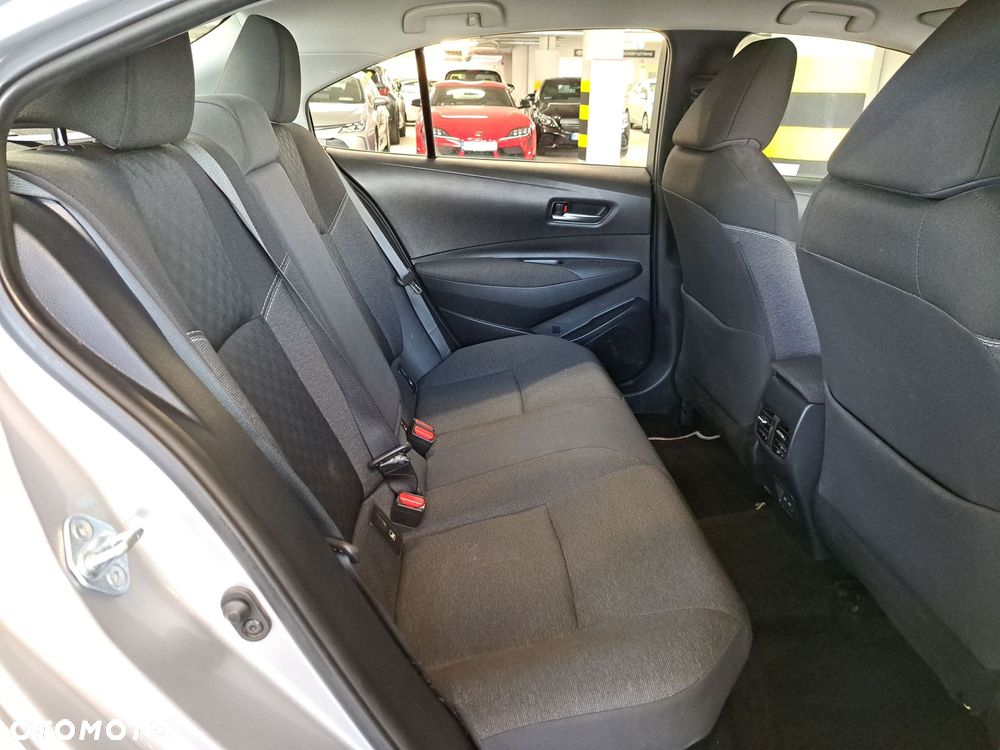 Toyota Corolla 1.8 Hybrid Comfort - 15