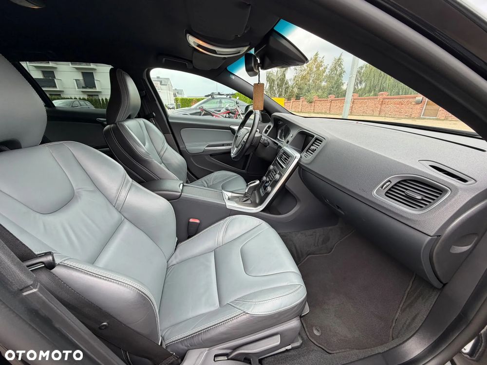 Volvo V60 - 17