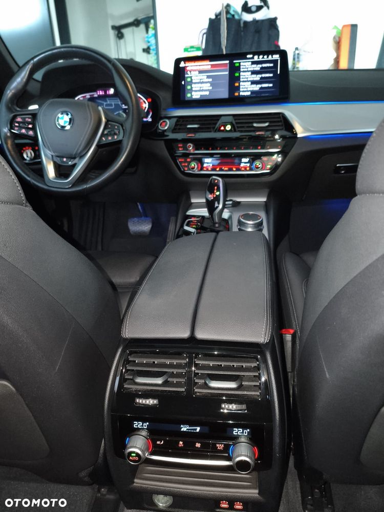 BMW Seria 5 - 30