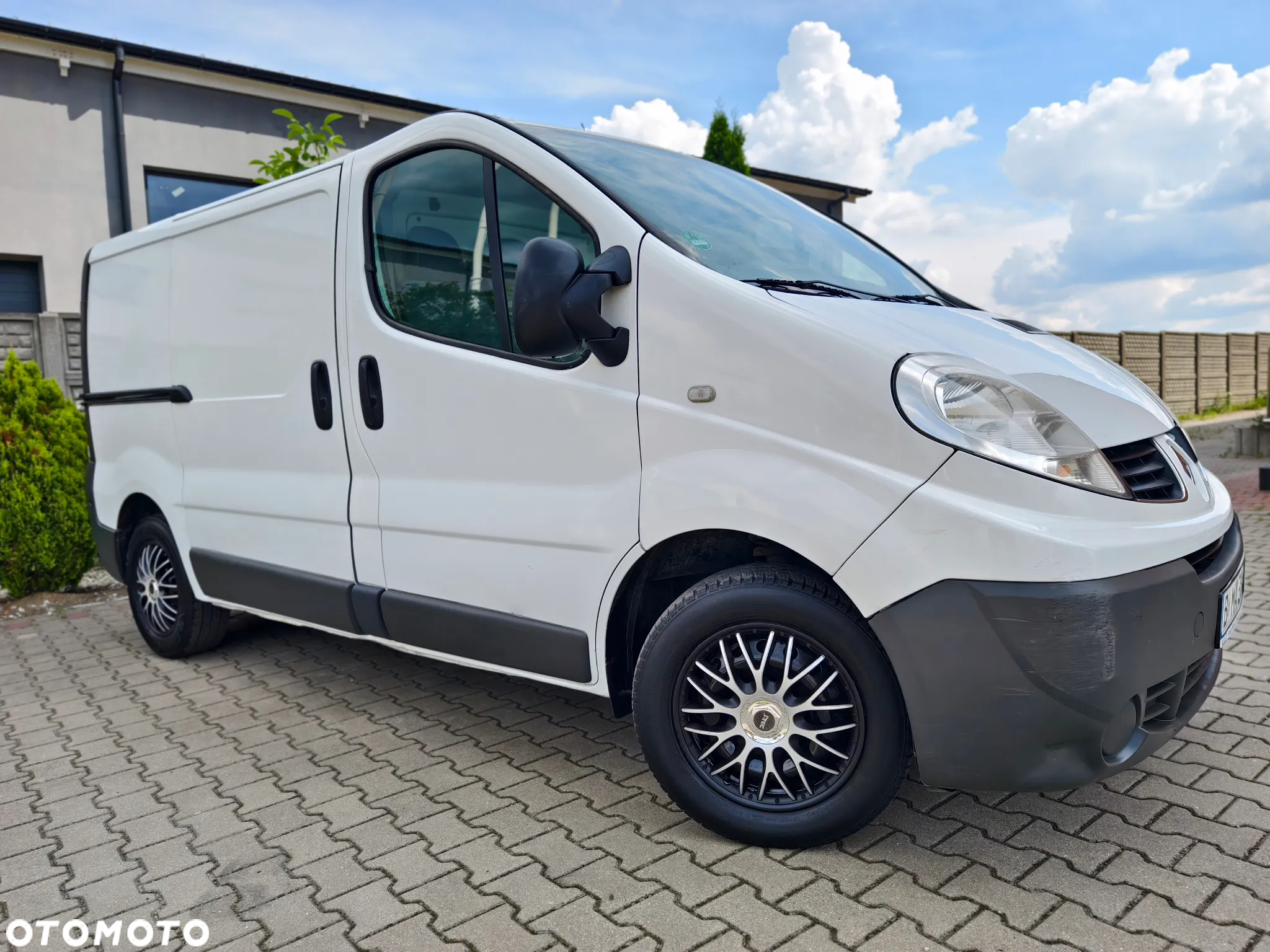 Renault Trafic - 29