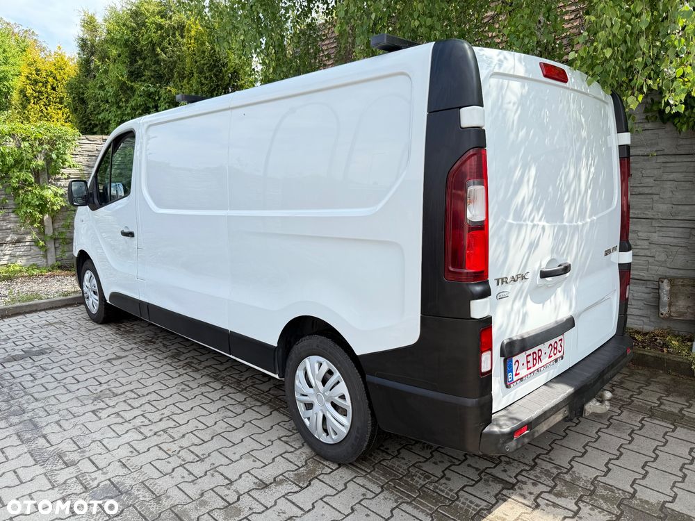 Renault TRAFIC - 8