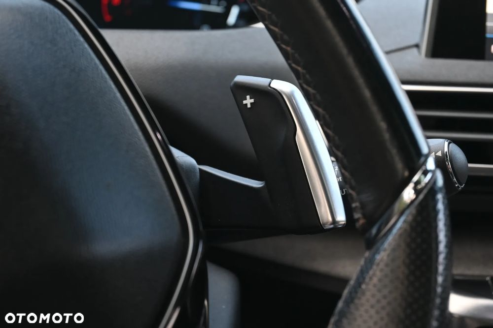 Peugeot 3008 BlueHDi 180 Stop & Start EAT6 GT - 28