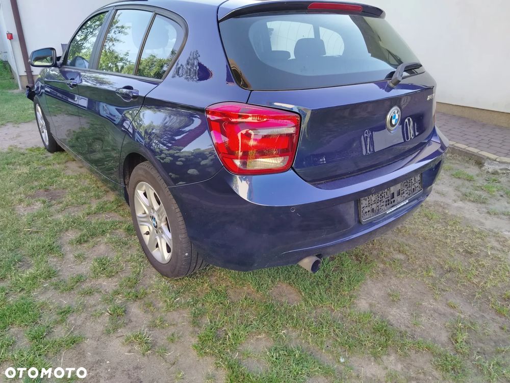 BMW Seria 1 116i - 15