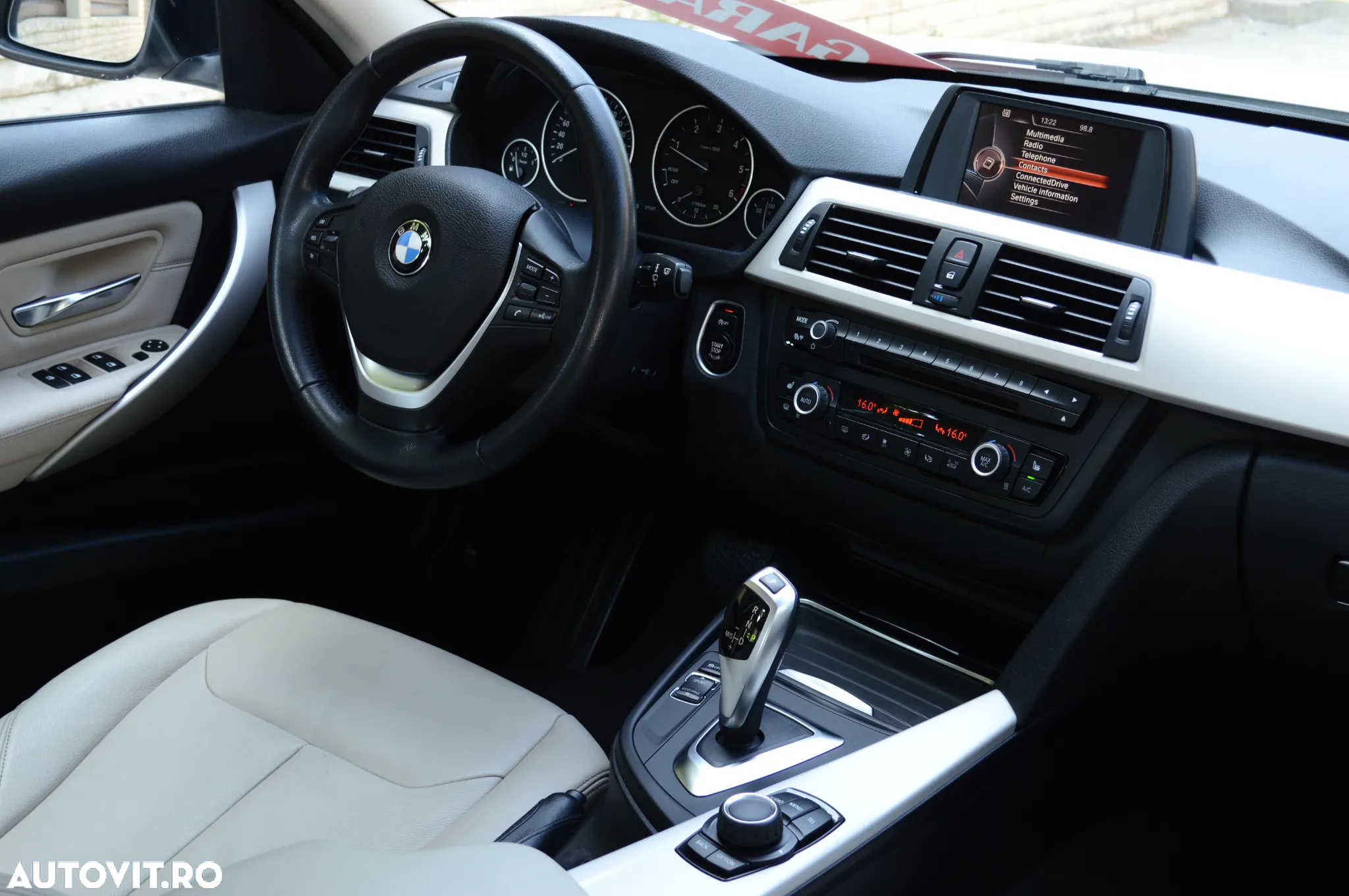 BMW Seria 3 320d Efficient Dynamic Edition Aut. - 32