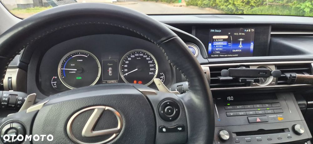 Lexus IS 300h Elite - 7