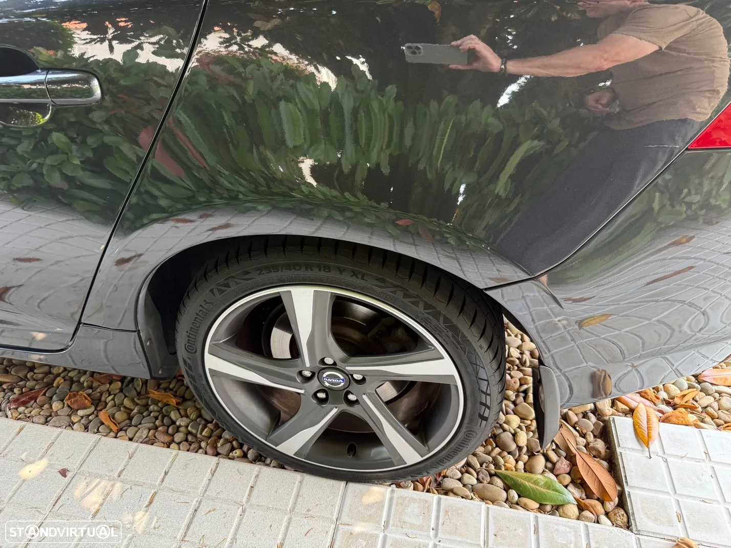 Volvo V60 2.0 D4 R-Design - 20