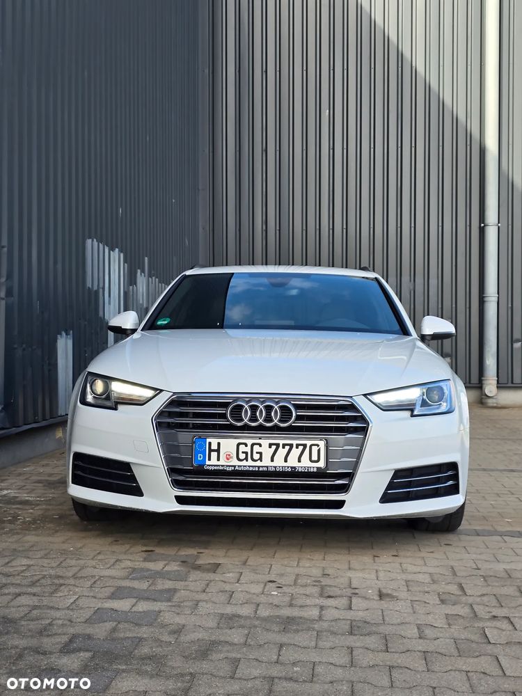 Audi A4 Avant 2.0 TDI DPF S line Sportpaket - 11