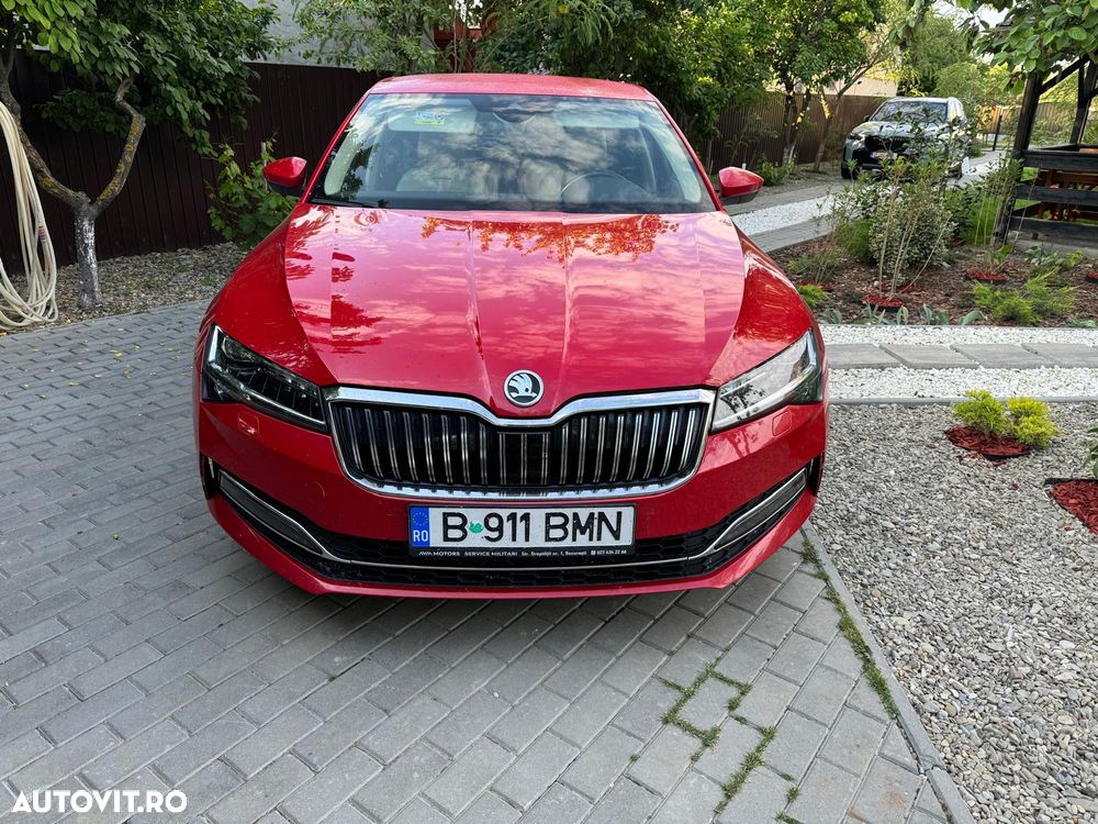 Skoda Superb 2.0 TDI DSG 4X4 Laurin & Klement - 2