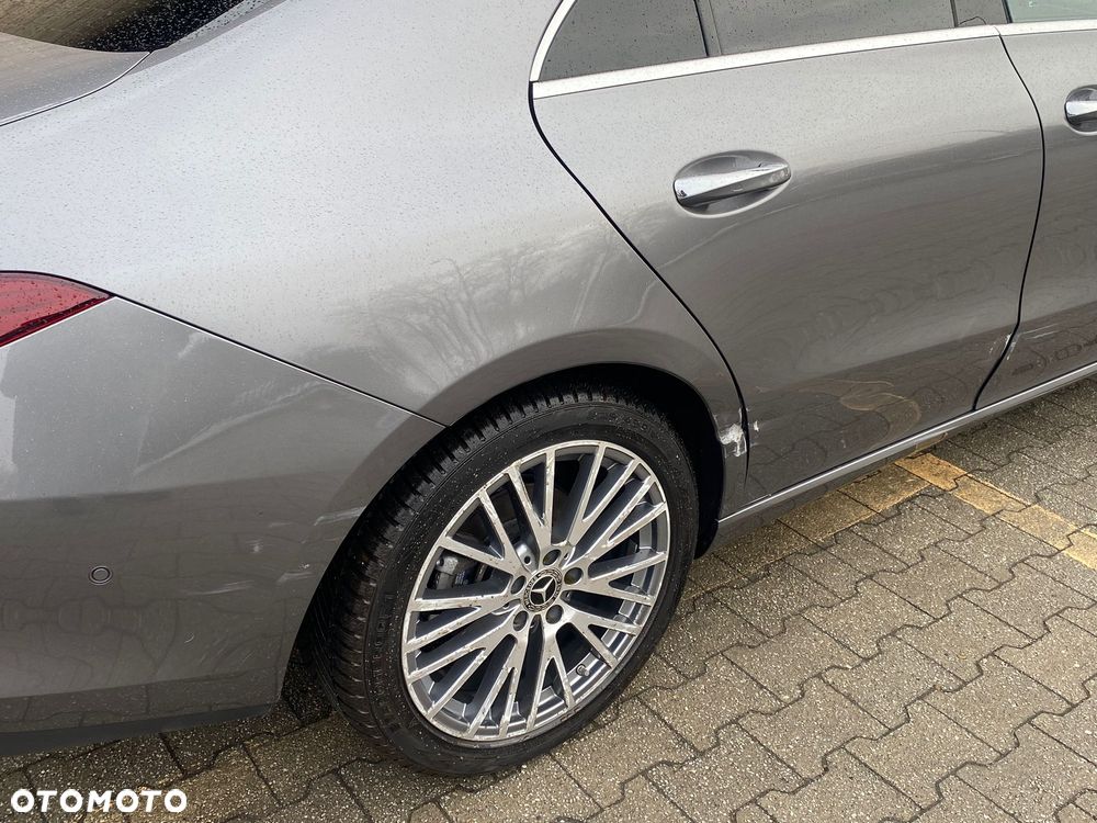 Mercedes-Benz CLA 180 Progressive 7G-DCT - 10