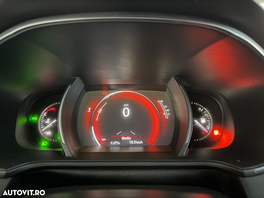 Renault Megane ENERGY dCi Zen - 17