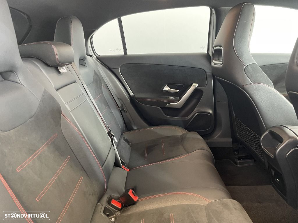 Mercedes-Benz A 250 e - 20