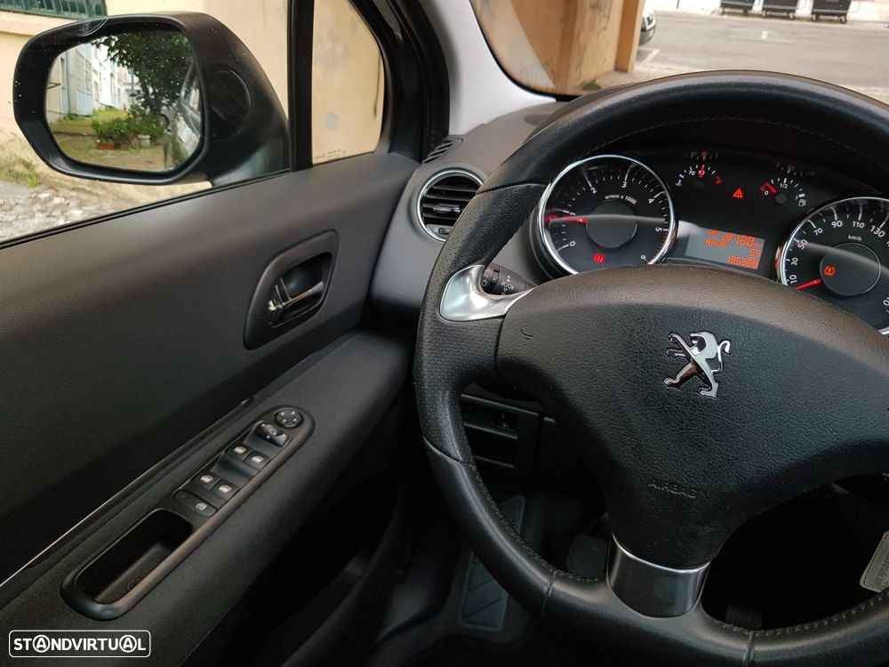 Peugeot 3008 1.6 BlueHDi Style - 24
