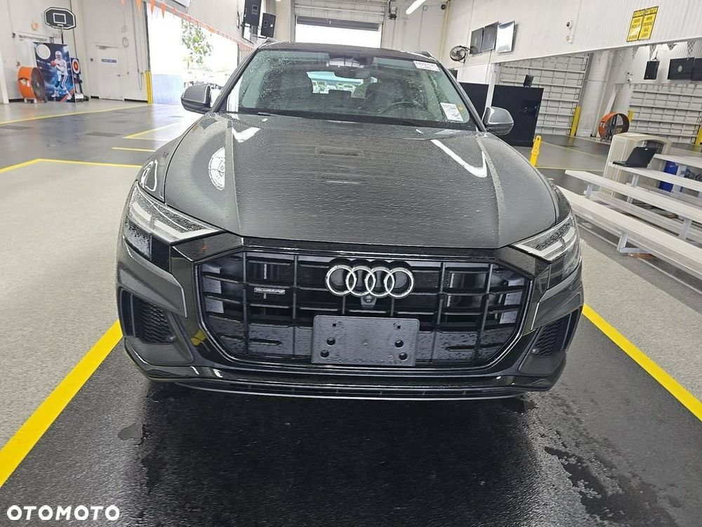 Audi Q8 - 13