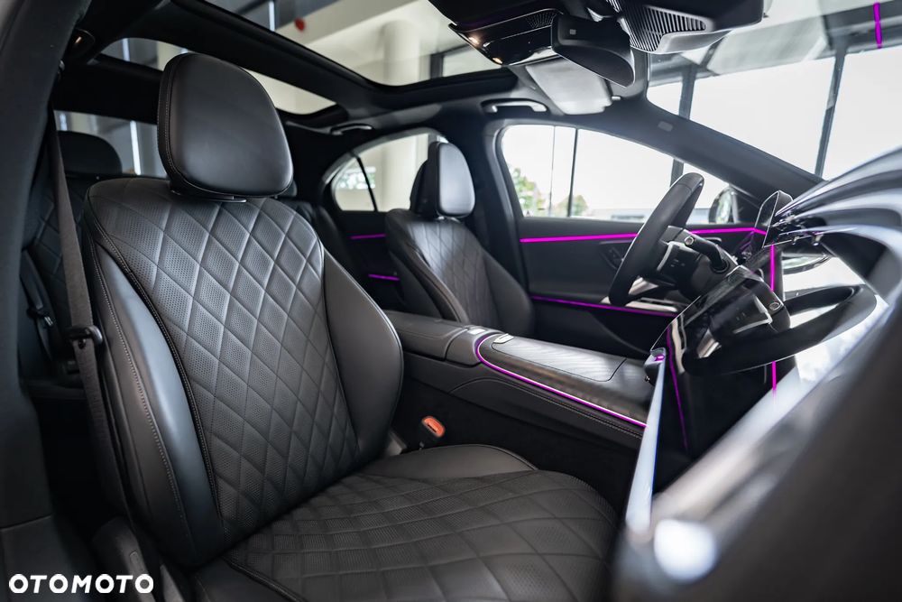 Mercedes-Benz Klasa E 300e 4Matic 9G-TRONIC Edition AMG Line - 34