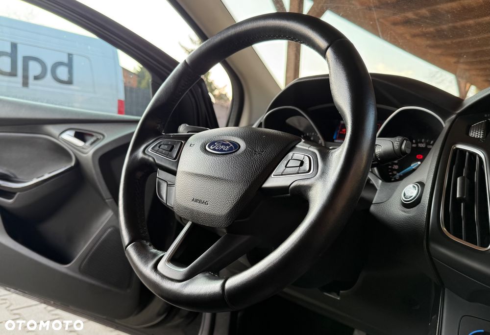 Ford Focus 1.0 EcoBoost Titanium ASS - 27
