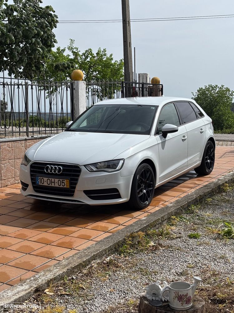 Audi A3 Sportback 2.0 TDI Attraction - 1