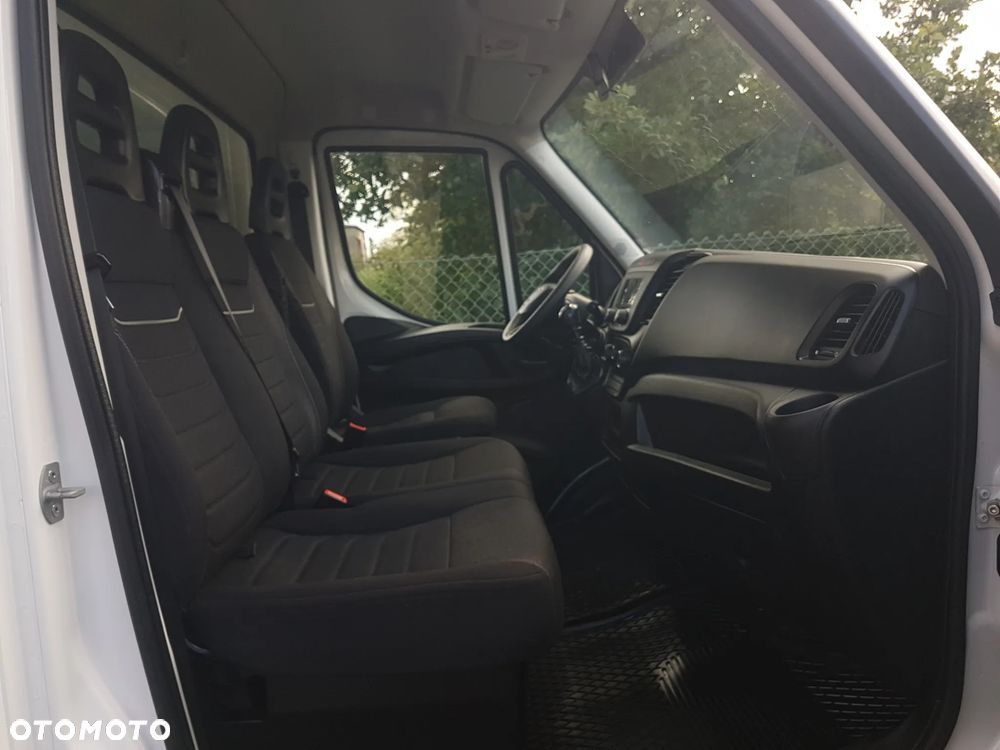 Iveco DAILY WINDA 35S16 8EP KONTENER KLIMA 4,21x2,10x2,23 KRAJOWY 3,0-160KM MANUAL 6-BIEGÓW - 33