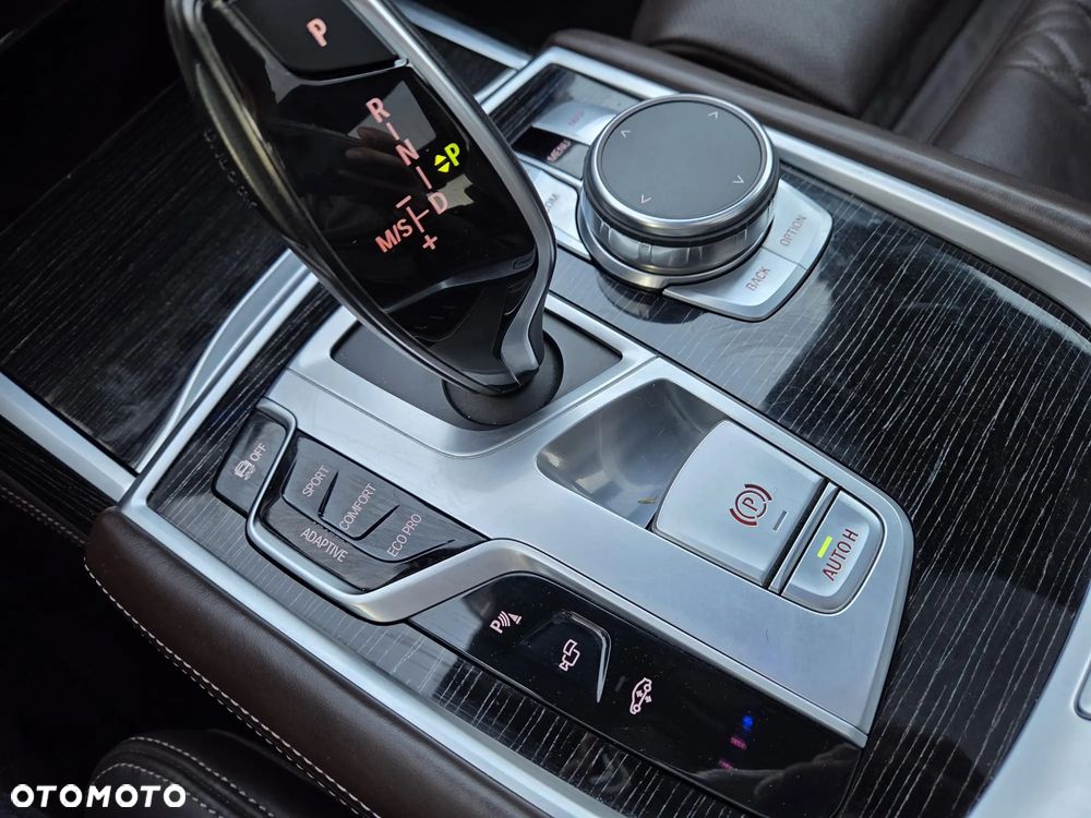 BMW Seria 7 740Li xDrive - 20