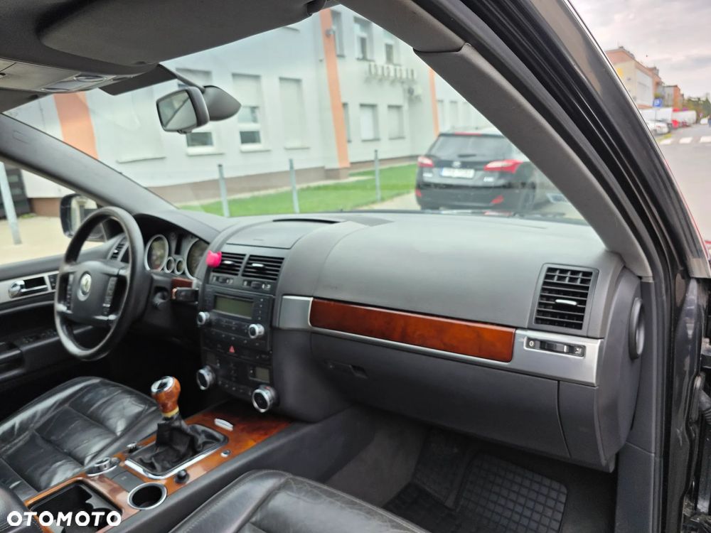 Volkswagen Touareg 2.5 R5 TDI - 22