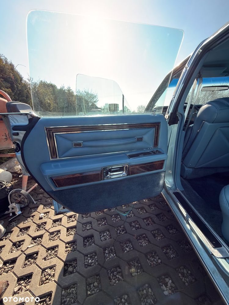 Lincoln Continental - 16