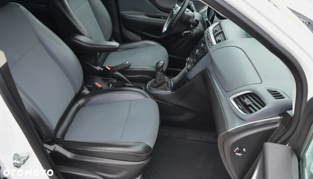 Opel Mokka 1.4 T Cosmo S&S 4x4 - 23