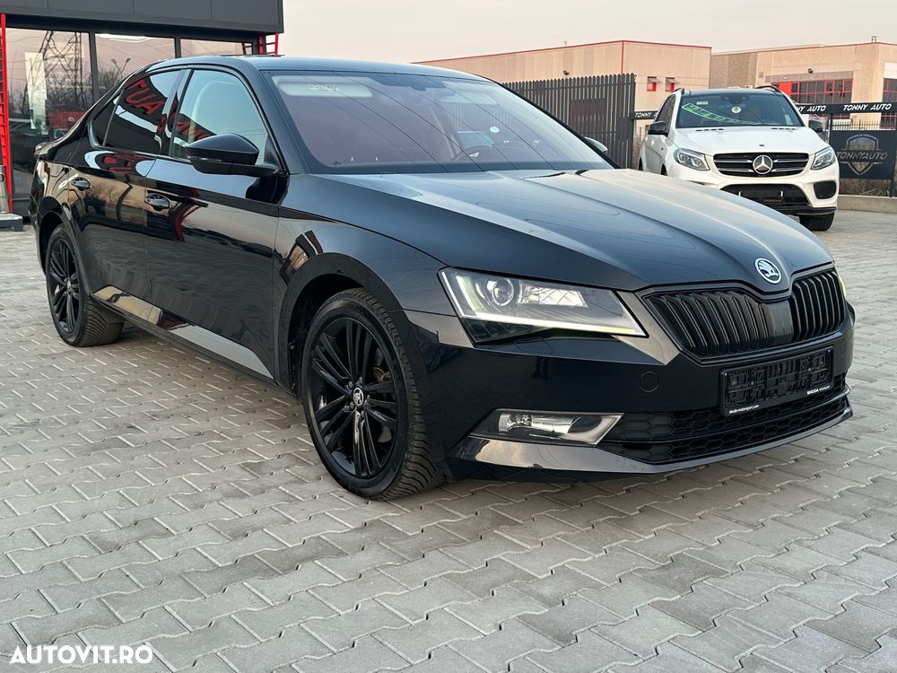 Skoda Superb 2.0 TDI DSG Style - 8