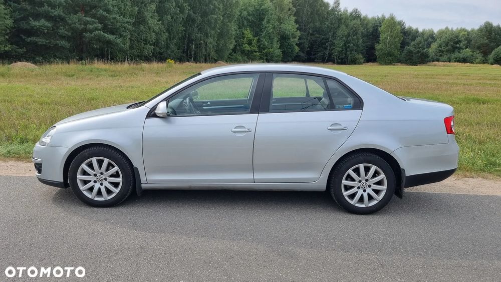 Volkswagen Jetta 1.4 TSI Comfortline - 2
