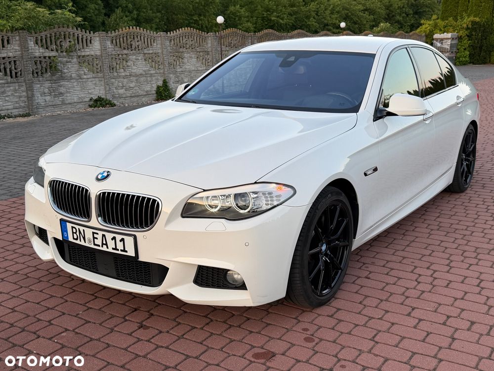 BMW Seria 5 525d xDrive - 4