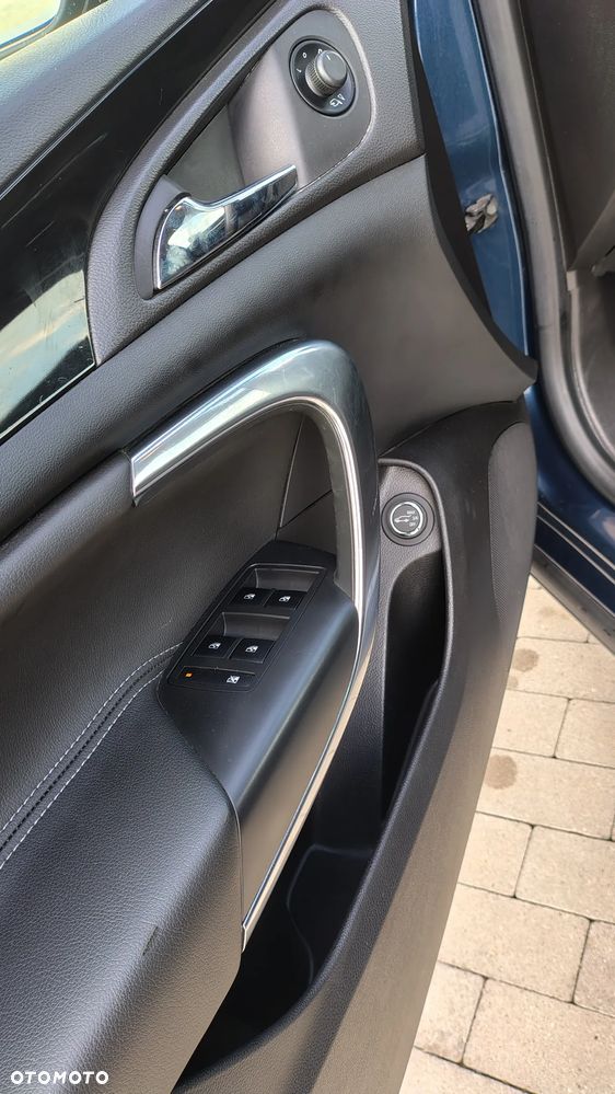 Opel Insignia 2.0 CDTI Sports Tourer - 12
