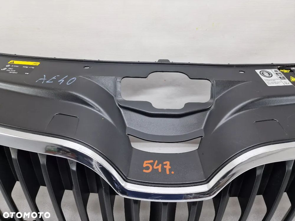 SKODA RAPID 5JA 12- ATRAPA PRZEDNIA PRZÓD / GRILL , NR 5JA853668 , NR AUKCJI NG547 - 3