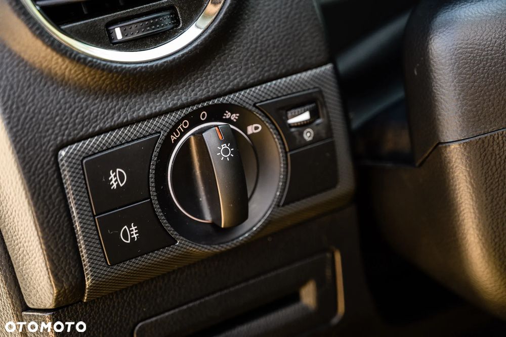 Opel Antara 2.2 CDTI 4x4 ecoFLEX Start/Stop Cosmo - 18