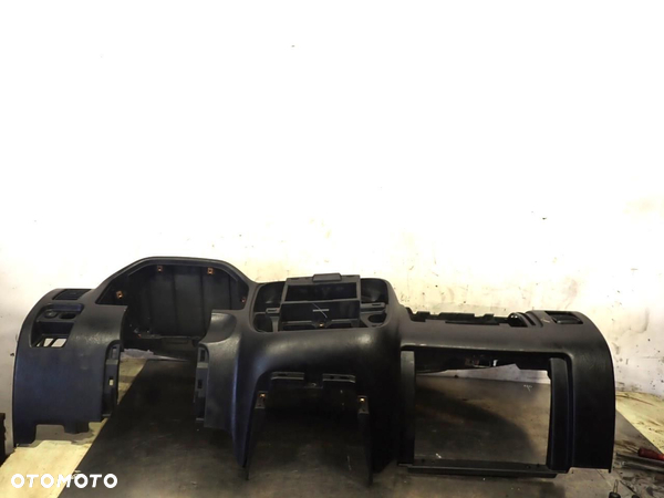 DESKA ROZDZIELCZA FORD MAVERICK II 2.3 YL8X-7804326