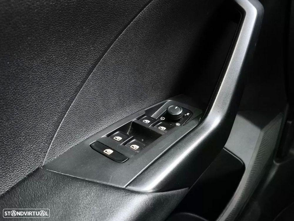 VW T-Cross 1.0 TSI Life - 22