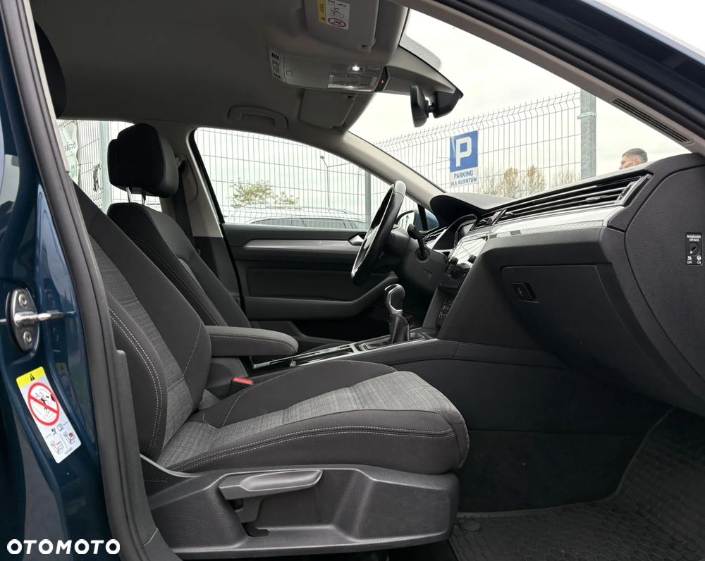 Volkswagen Passat 1.5 TSI EVO Business - 28