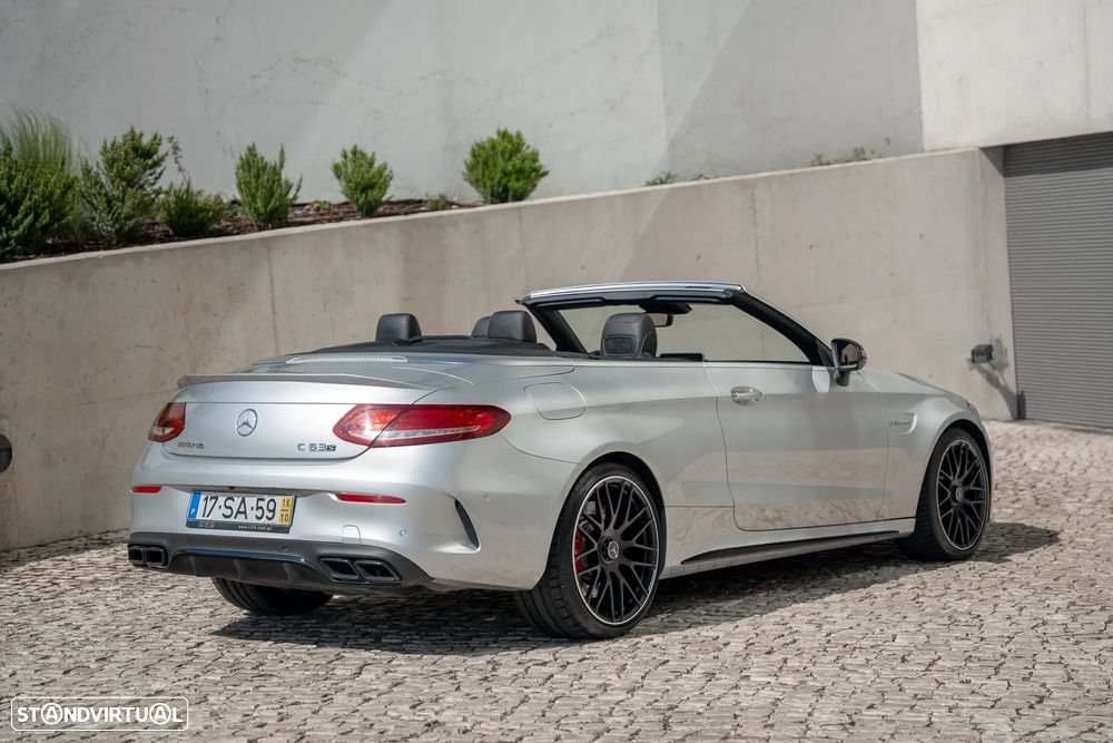Mercedes-Benz C 63 AMG S - 10