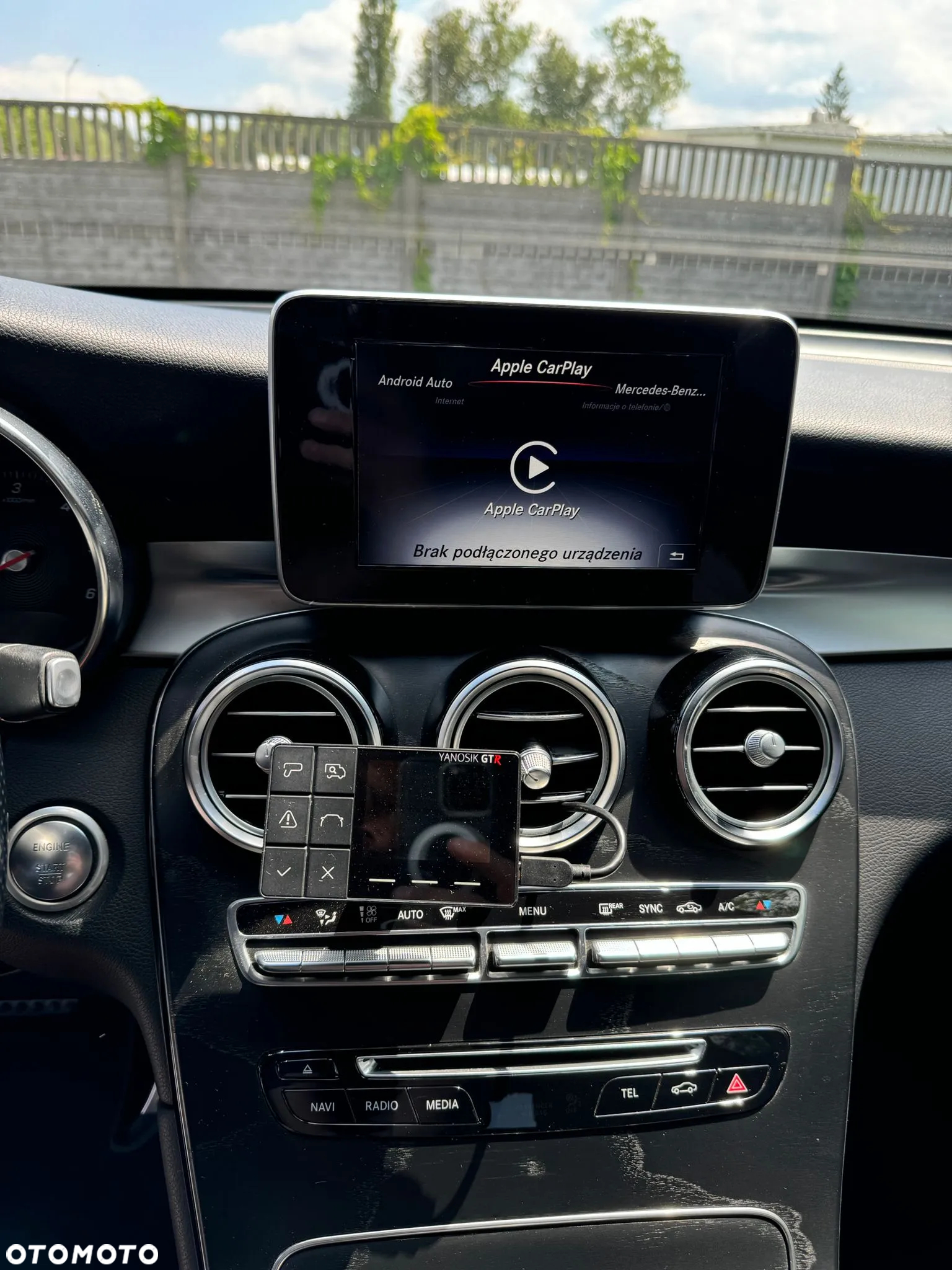 Mercedes-Benz GLC - 14